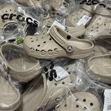 Crocs pallets for sale - Image 2